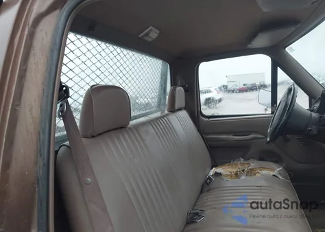 1993 Ford F150 из США, поврежденный, VIN 1FTDF15Y2PNA18856